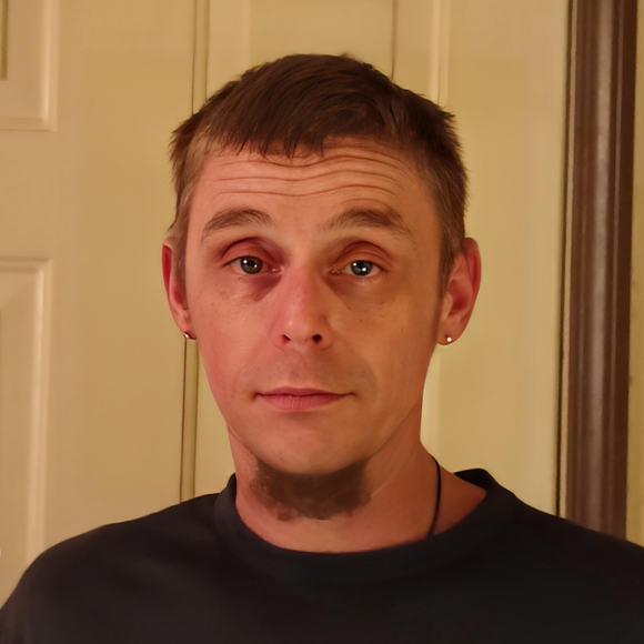 Meet your Posher, PJ & Sam - Picture 3 of 5